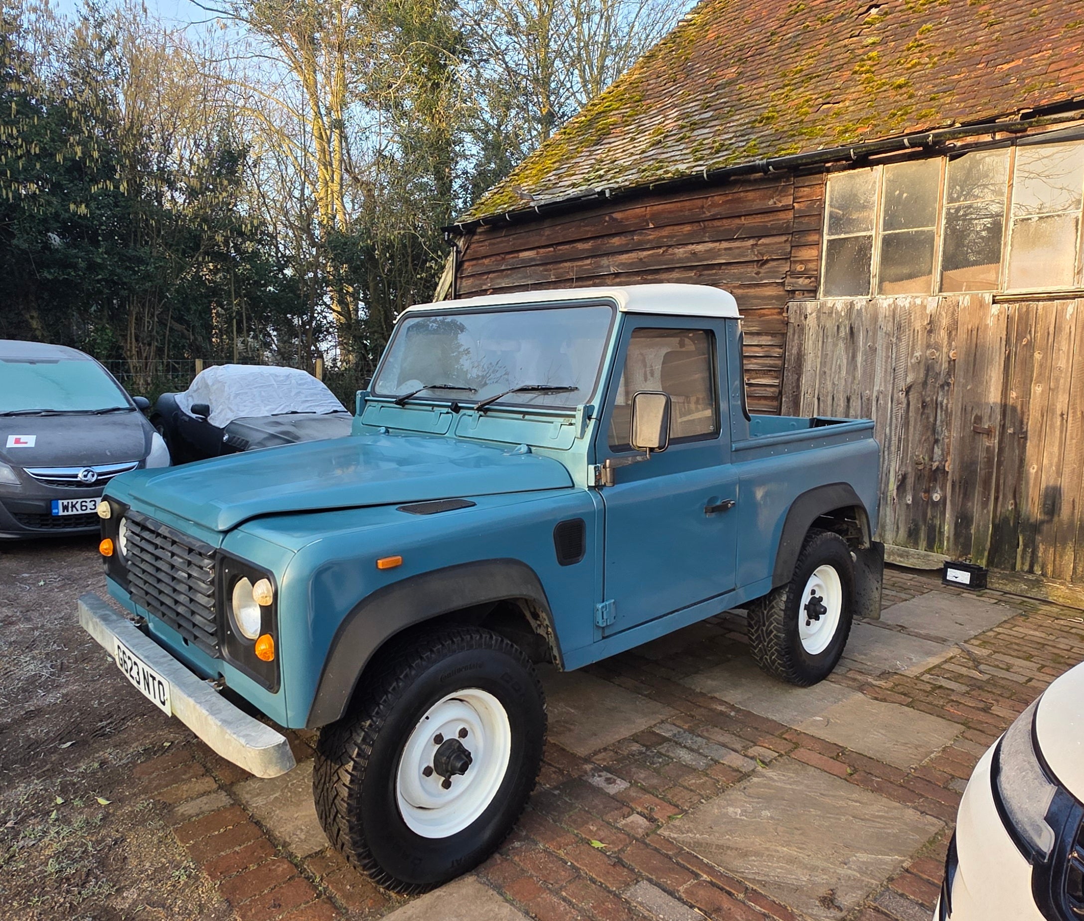"George" 1989 Land Rover 90